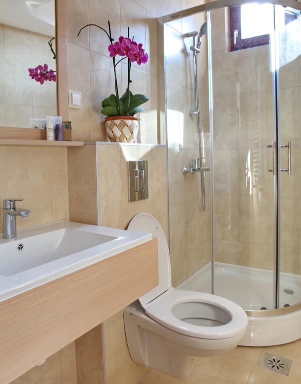 Garni Hotel Tema Nova Čačak Quarto foto